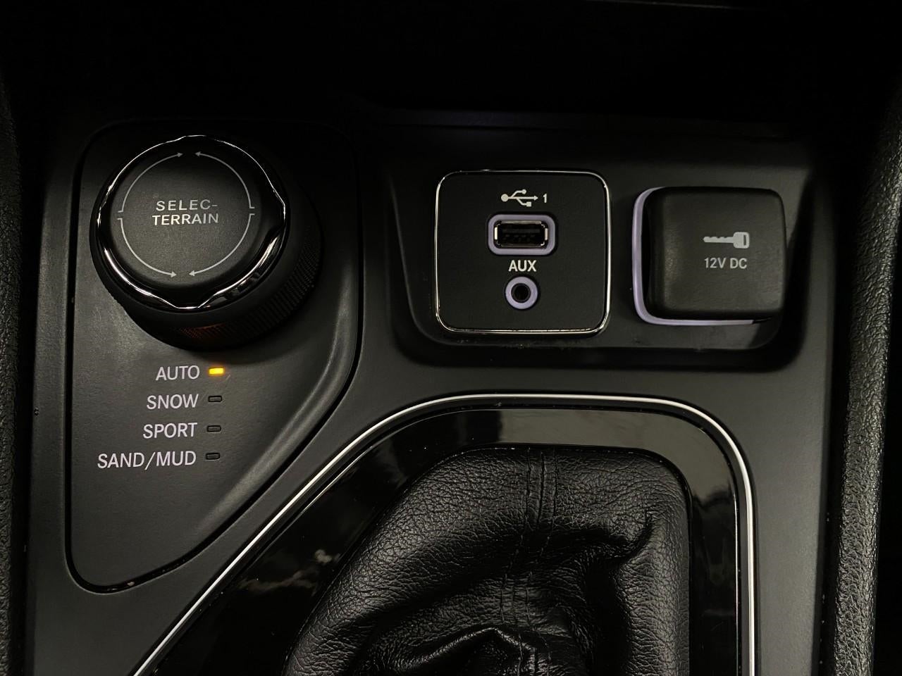 2019 Jeep CHEROKEE SPORT UTILITY