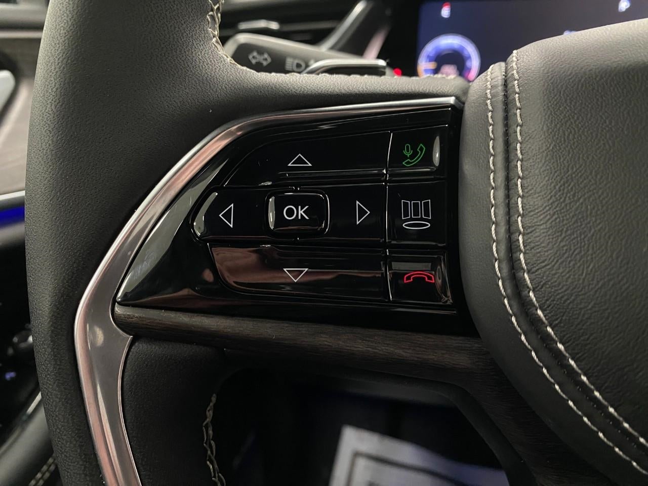 2023 Jeep Grand Cherokee Overland 4x4