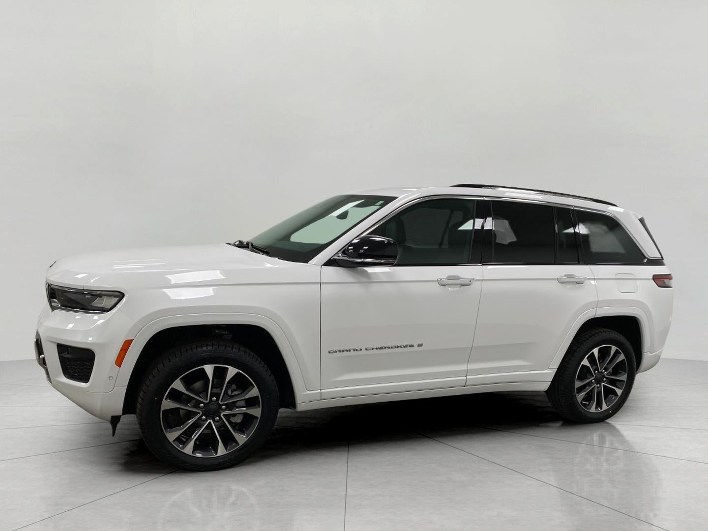 2023 Jeep Grand Cherokee Overland 4x4