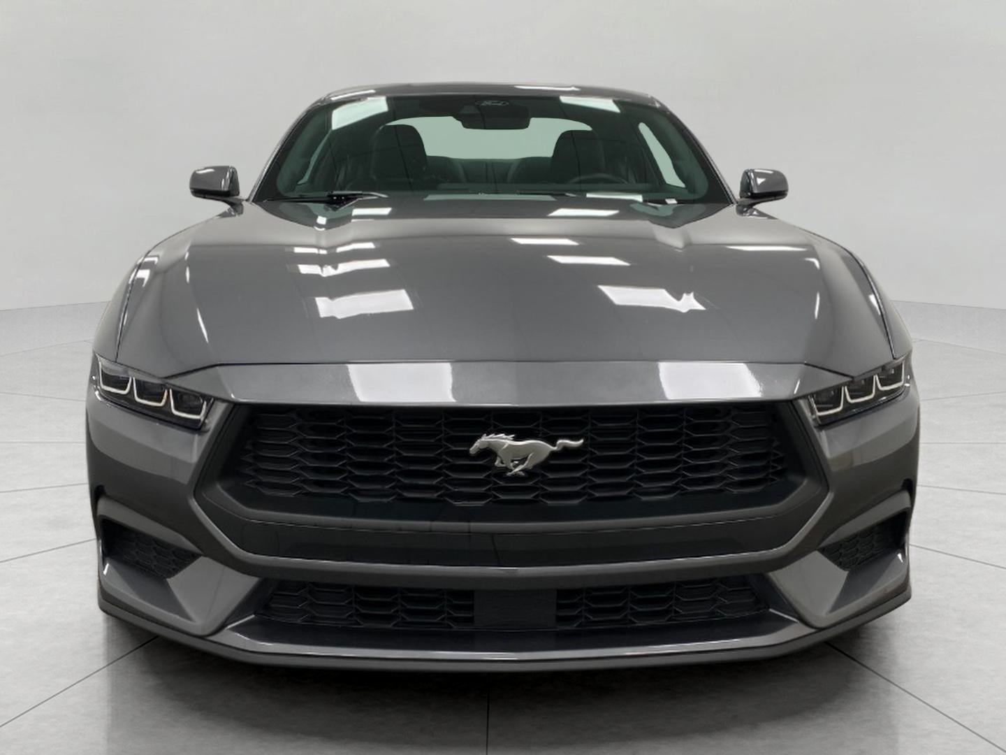 2025 Ford MUSTANG COUPE