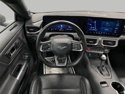 2025 Ford MUSTANG COUPE