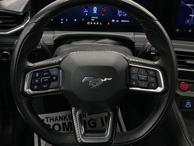 2025 Ford MUSTANG COUPE