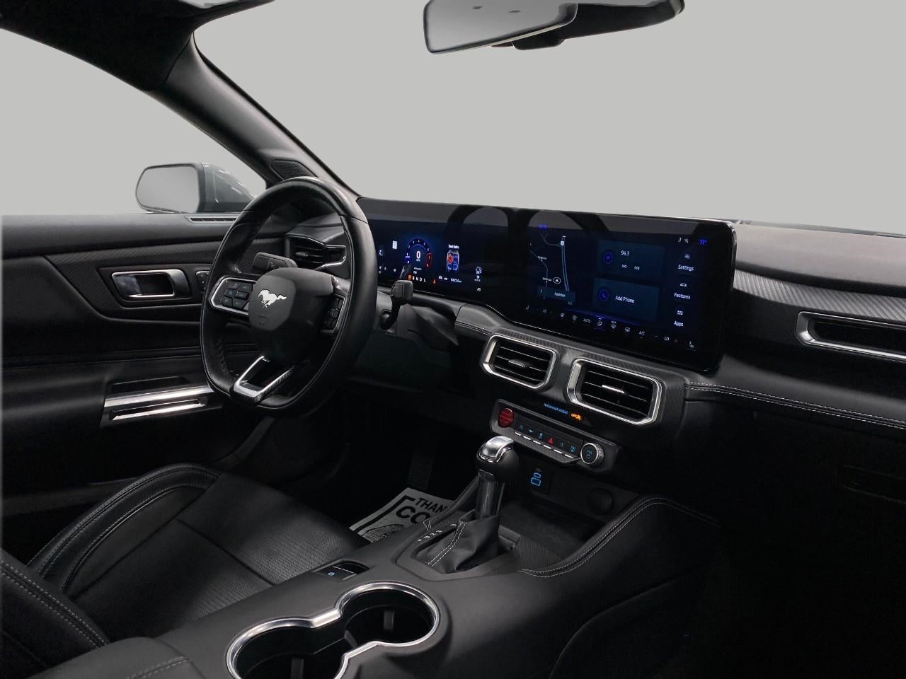 2025 Ford MUSTANG COUPE