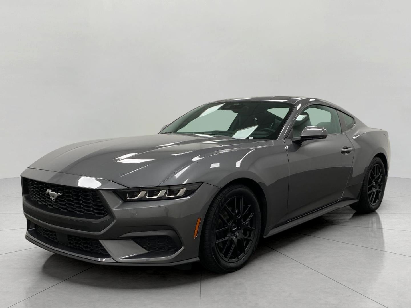 2025 Ford MUSTANG COUPE