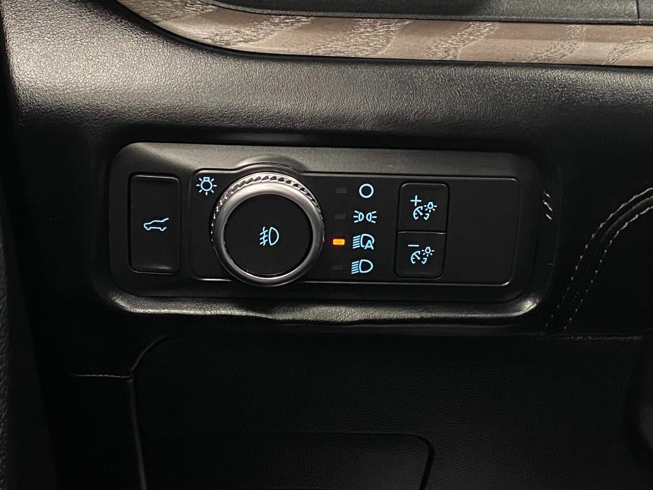 2022 Ford Explorer Platinum 4WD