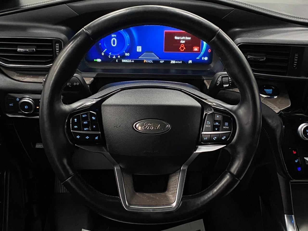 2022 Ford Explorer Platinum 4WD