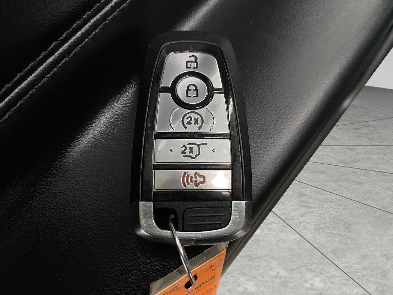 2022 Ford Explorer Platinum 4WD