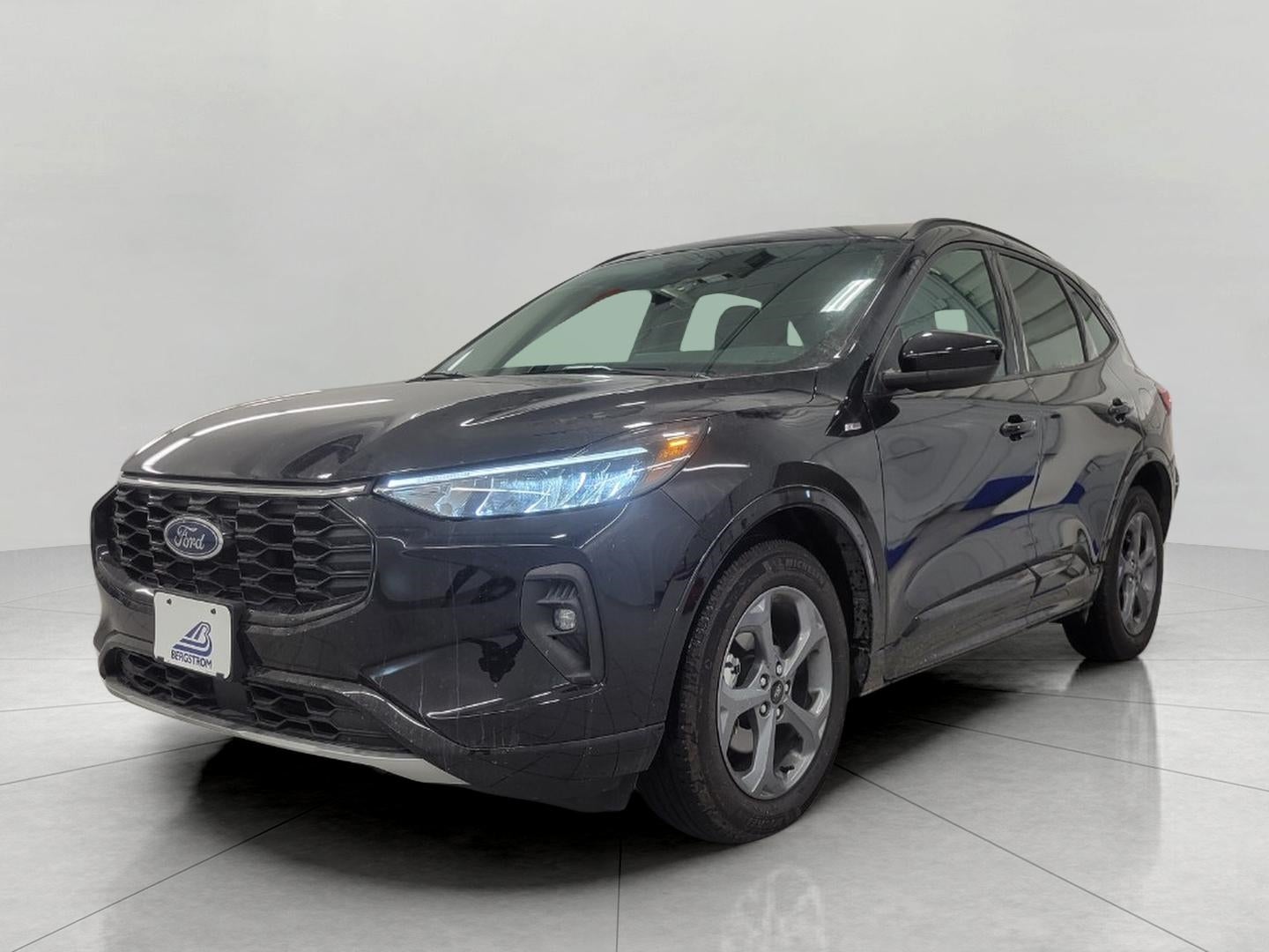 2023 Ford Escape ST-Line Select AWD