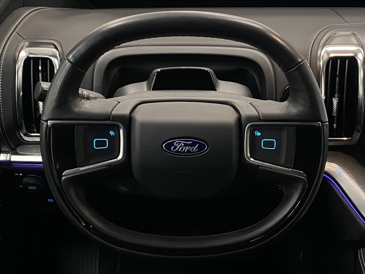 2025 Ford Expedition Max Platinum 4x4