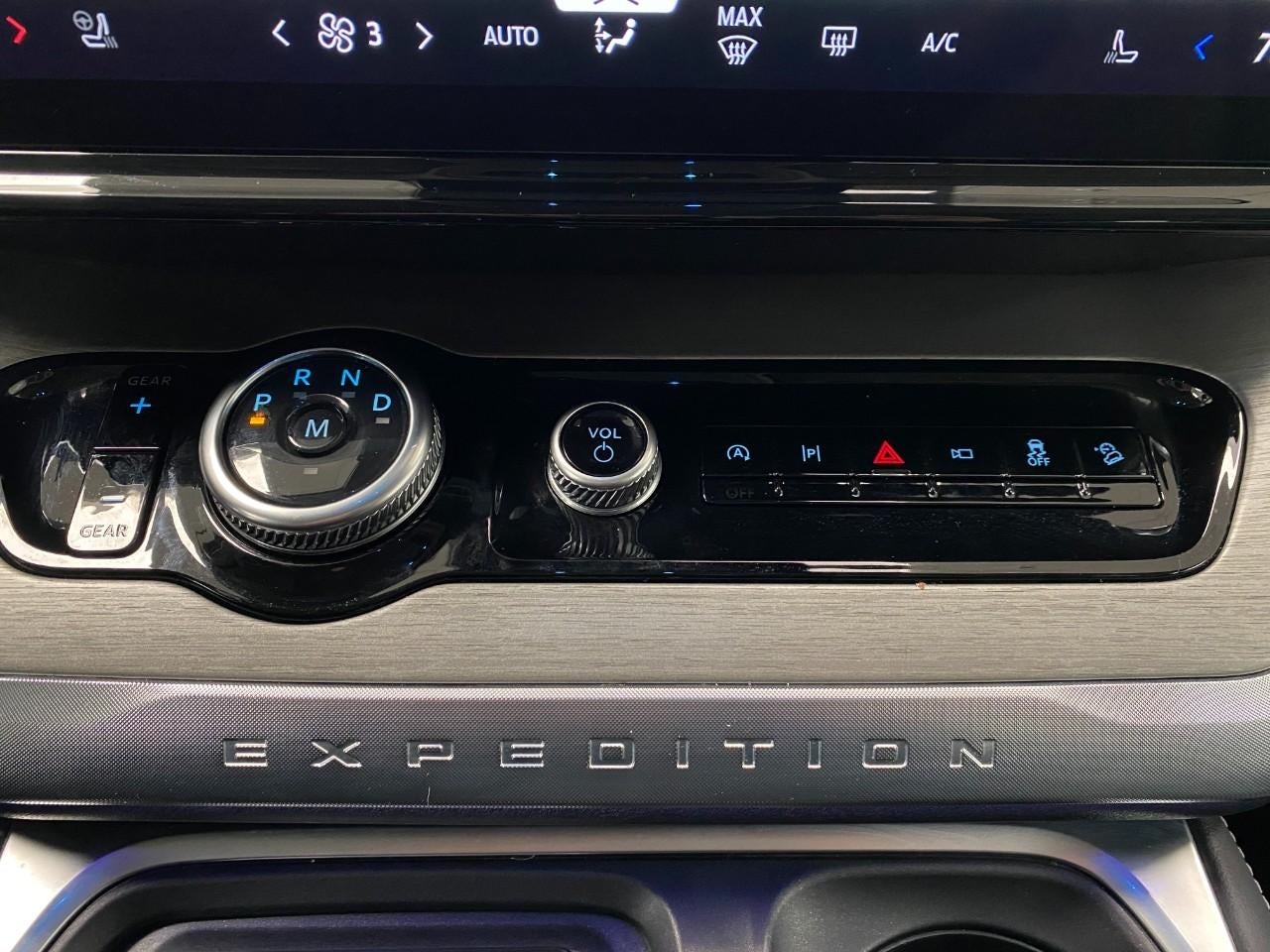 2025 Ford Expedition Max Platinum 4x4