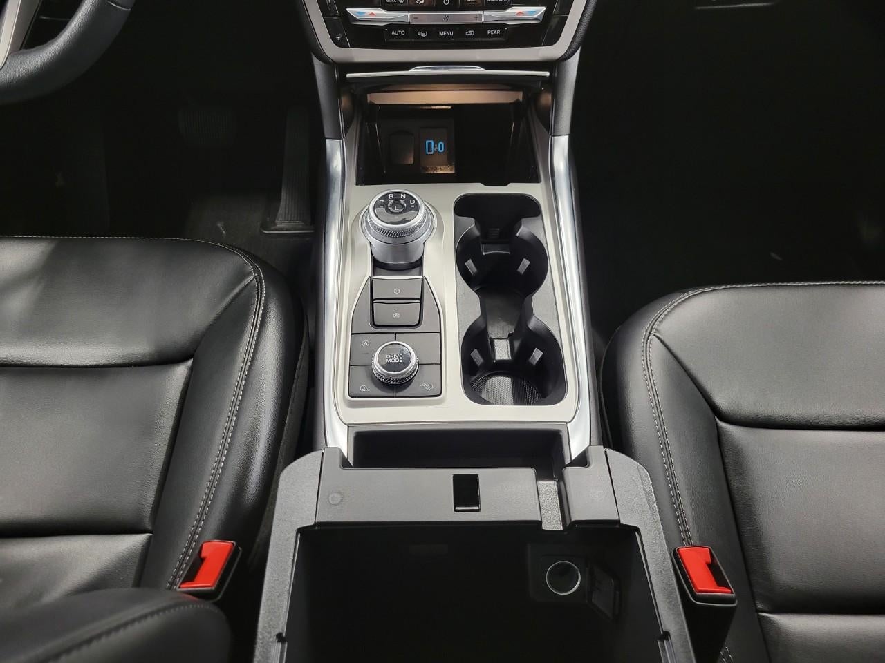 2023 Ford Explorer XLT 4WD