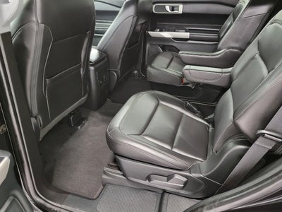 2023 Ford Explorer XLT 4WD