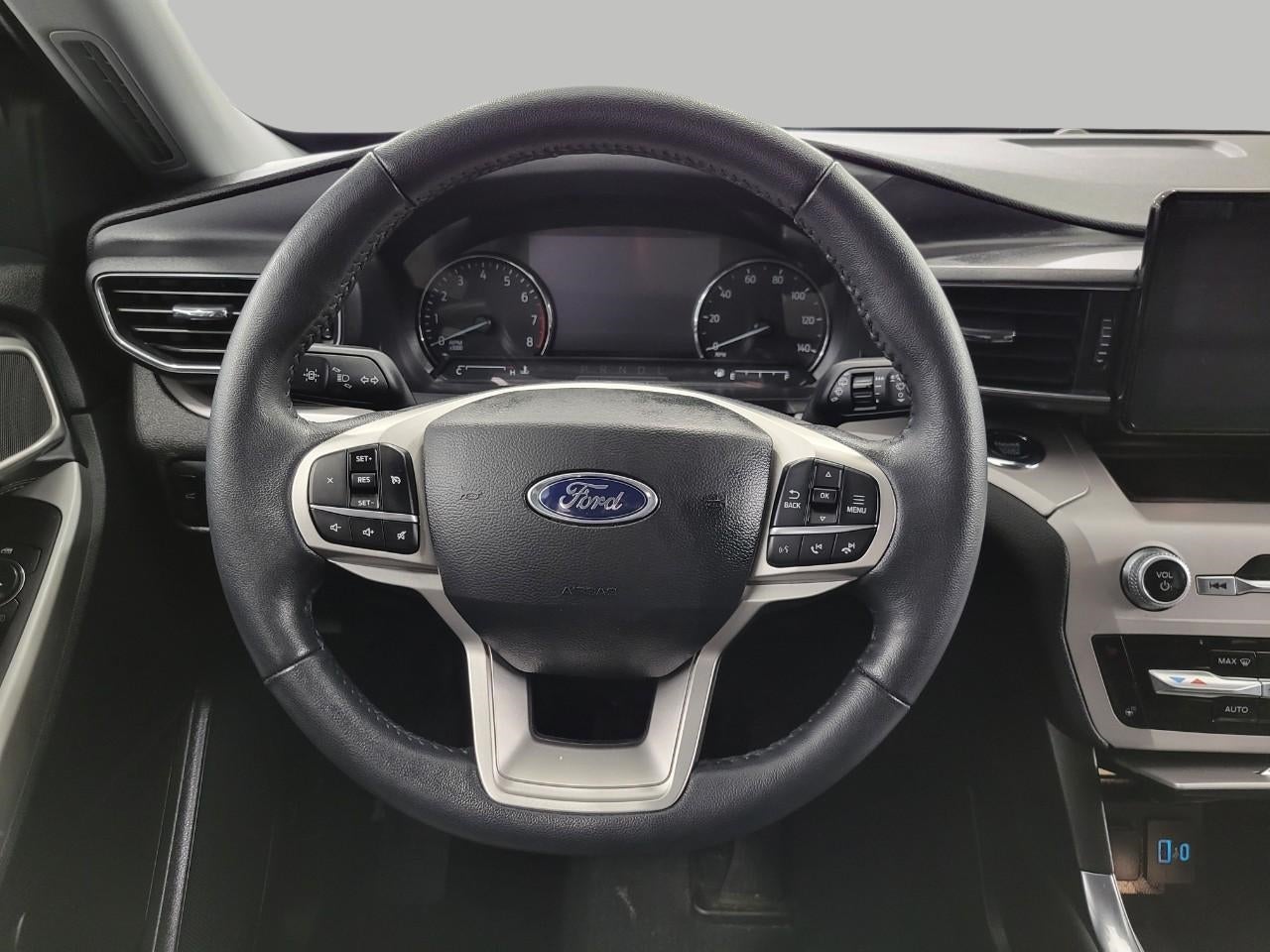 2023 Ford Explorer XLT 4WD