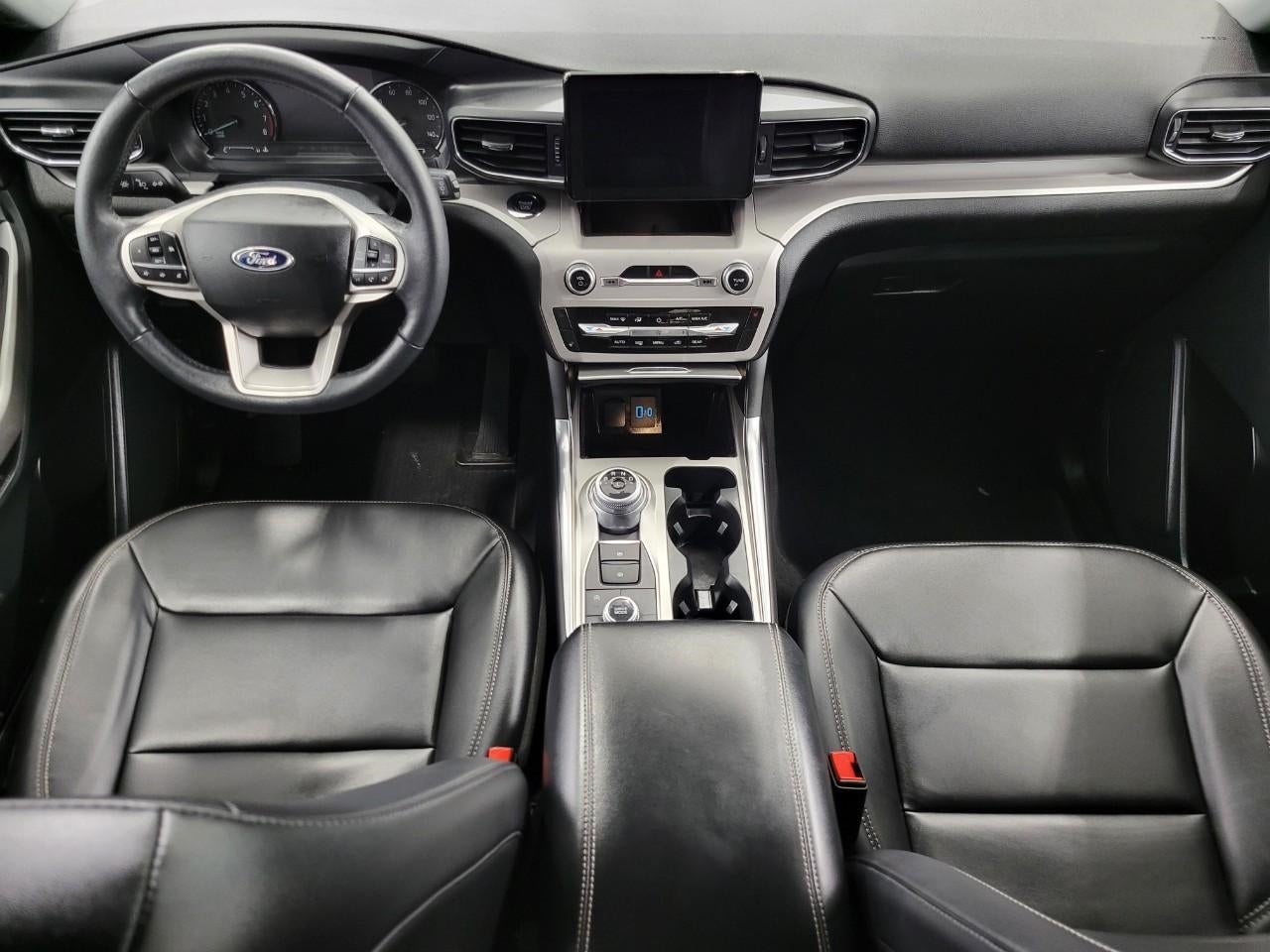 2023 Ford Explorer XLT 4WD