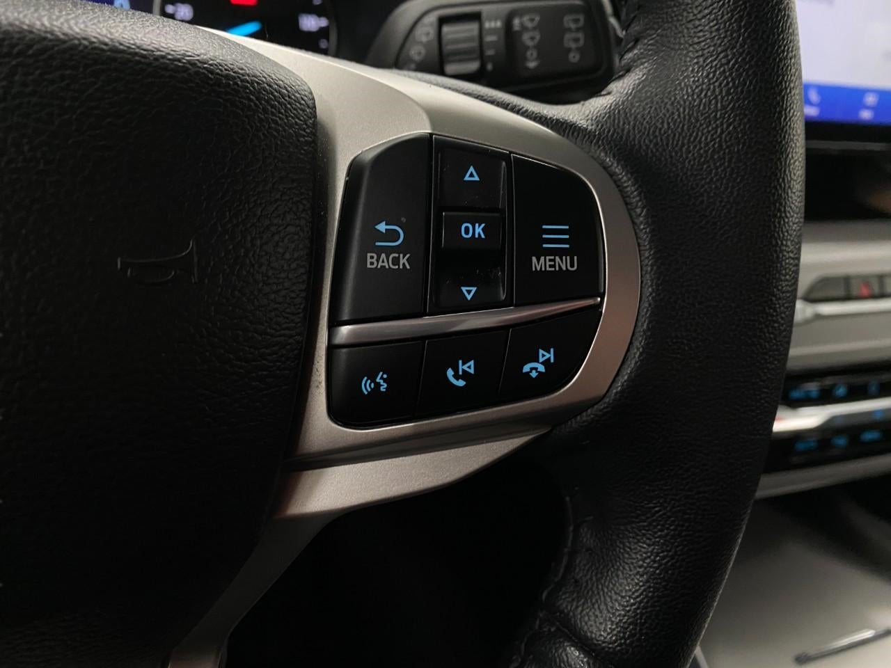 2023 Ford Explorer XLT 4WD