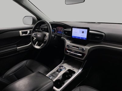 2023 Ford Explorer XLT 4WD
