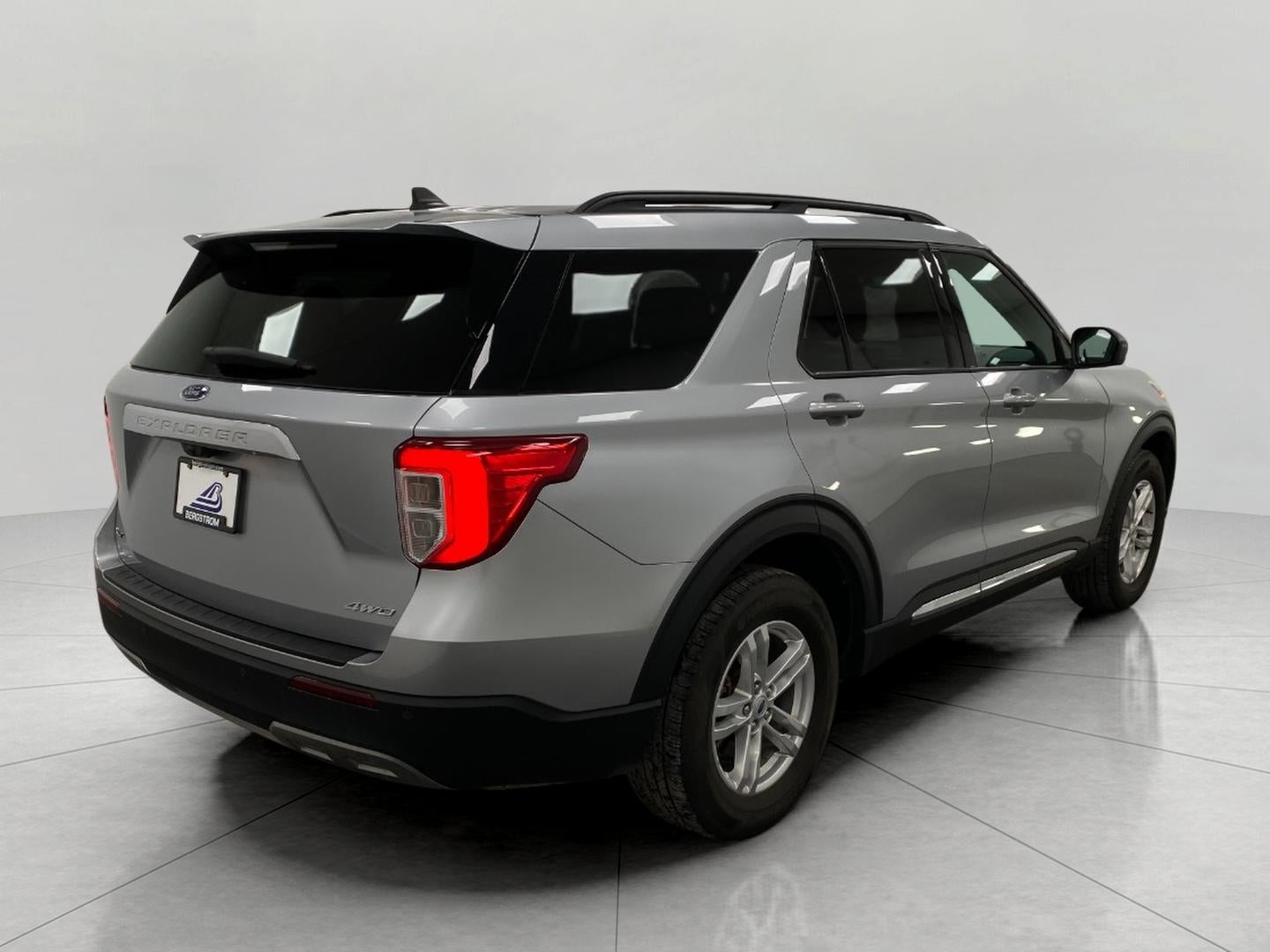 2023 Ford Explorer XLT 4WD