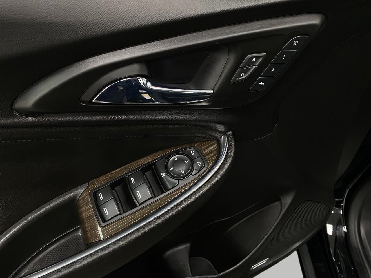 2018 Chevrolet Malibu 4dr Sdn Premier w/2LZ