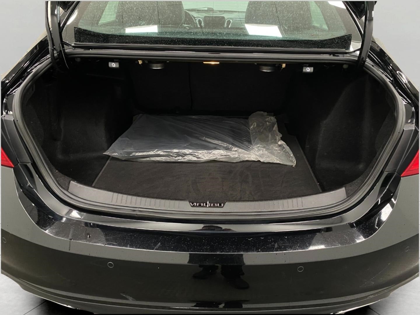 2018 Chevrolet Malibu 4dr Sdn Premier w/2LZ