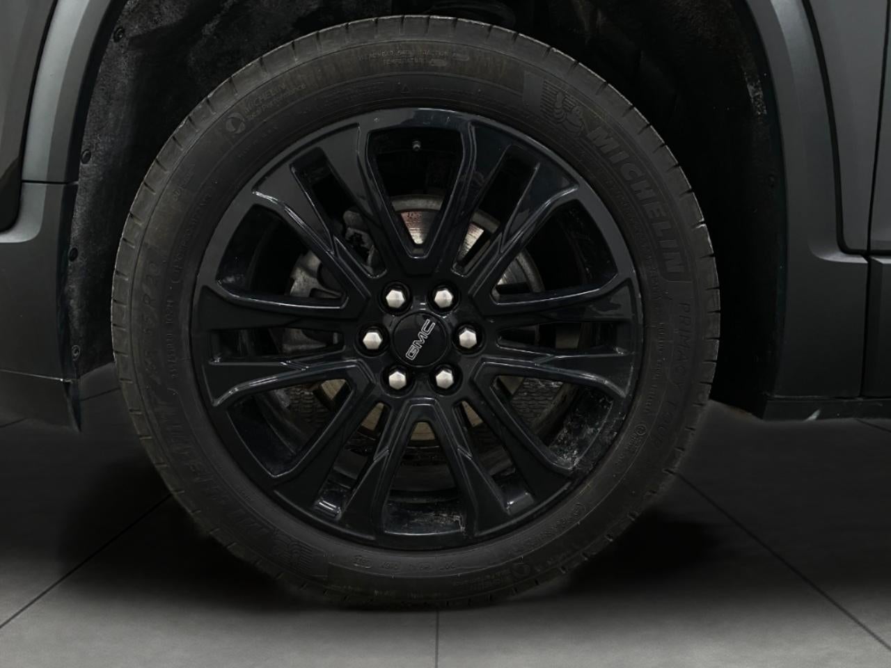 2023 GMC Acadia AWD 4dr SLT