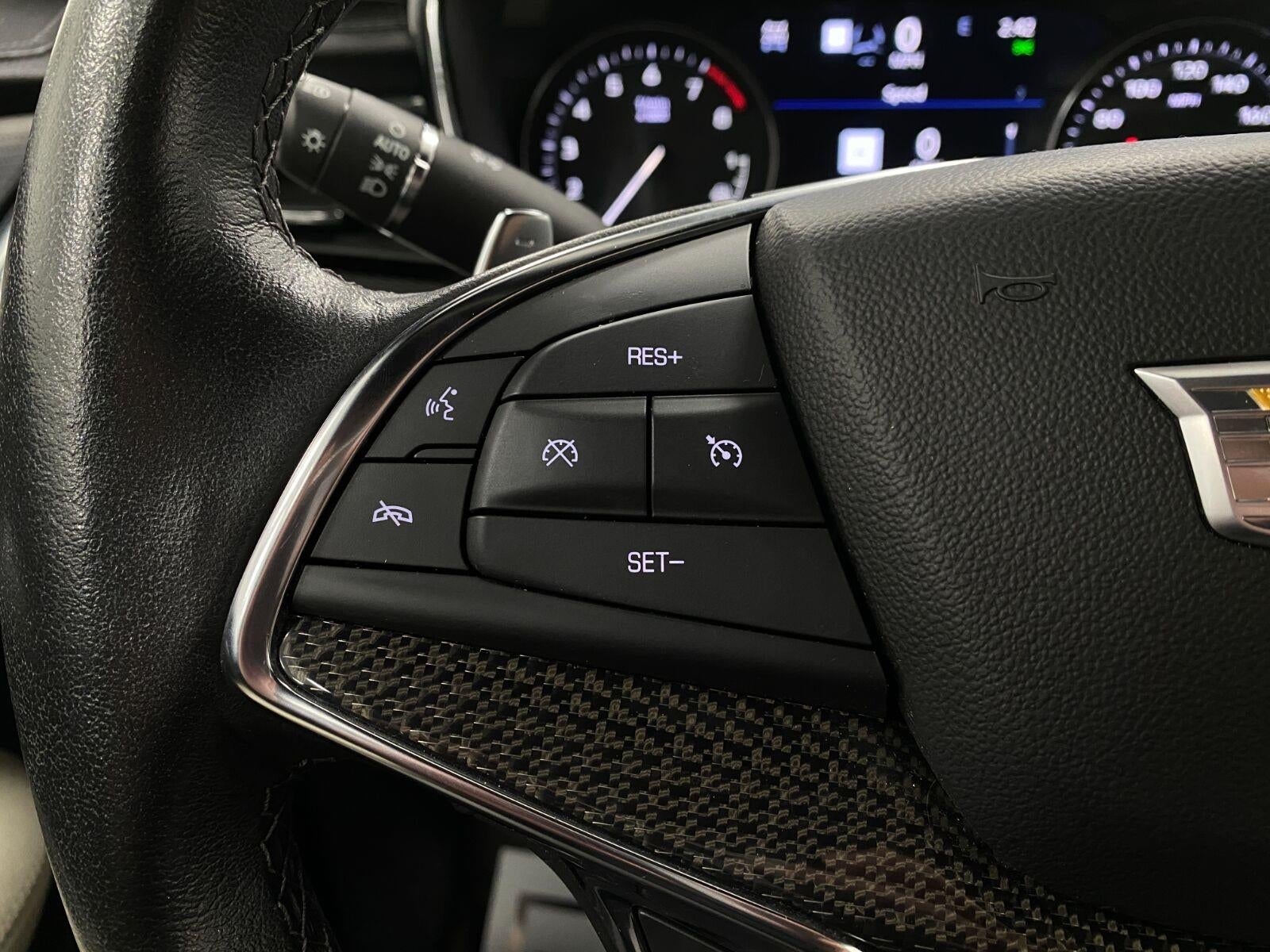 2023 Cadillac XT5 AWD 4dr Sport