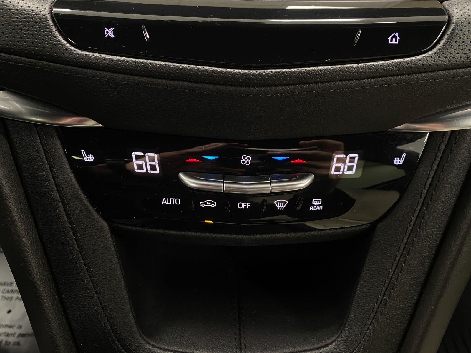 2023 Cadillac XT5 AWD 4dr Sport