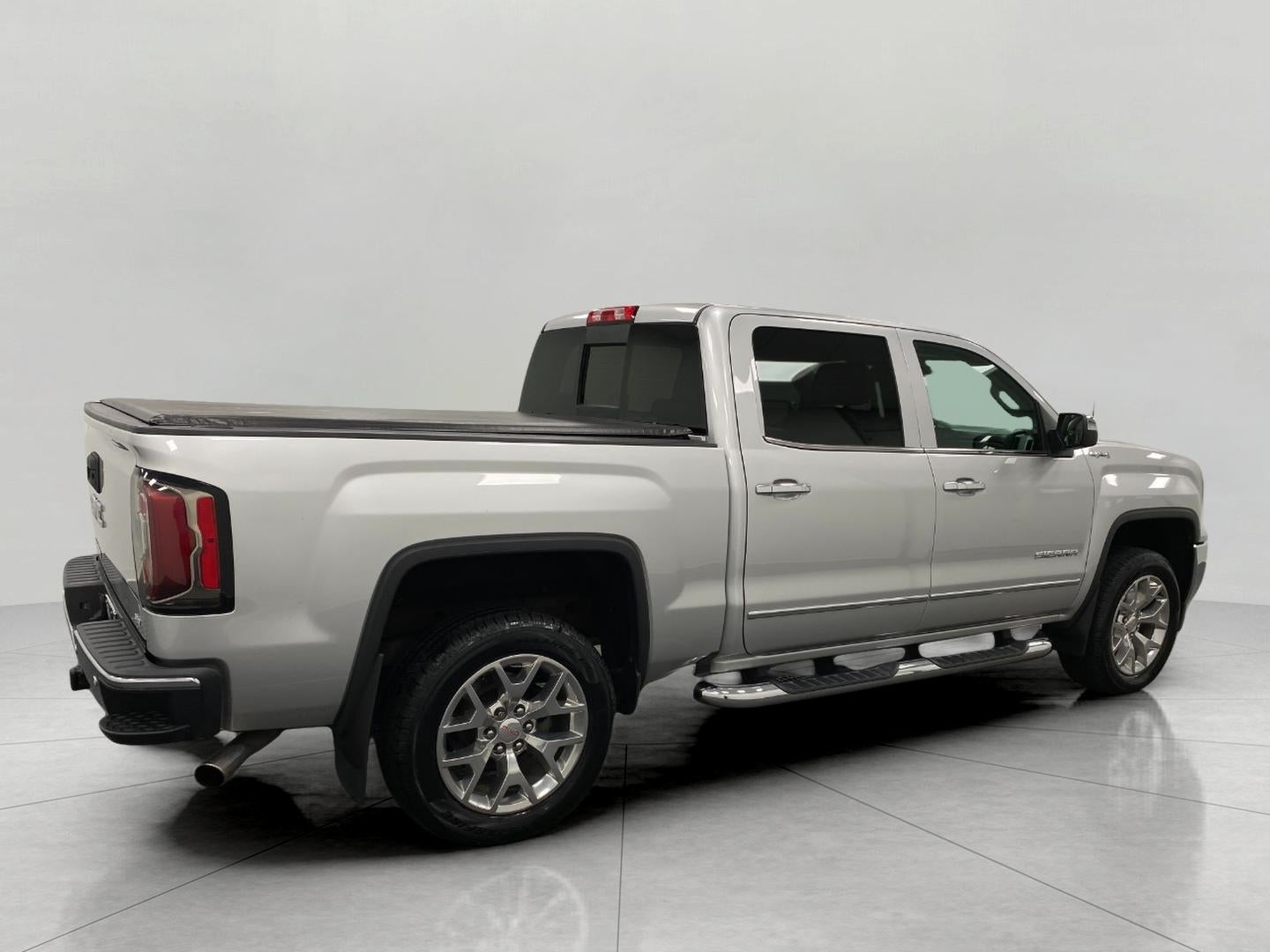2018 GMC Sierra 1500 4WD Crew Cab 143.5 SLT