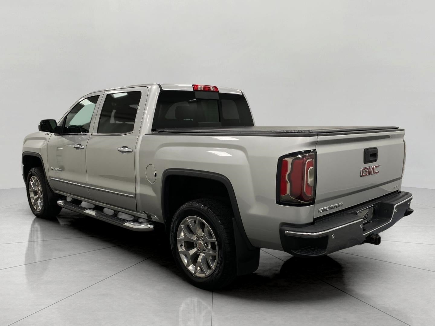2018 GMC Sierra 1500 4WD Crew Cab 143.5 SLT