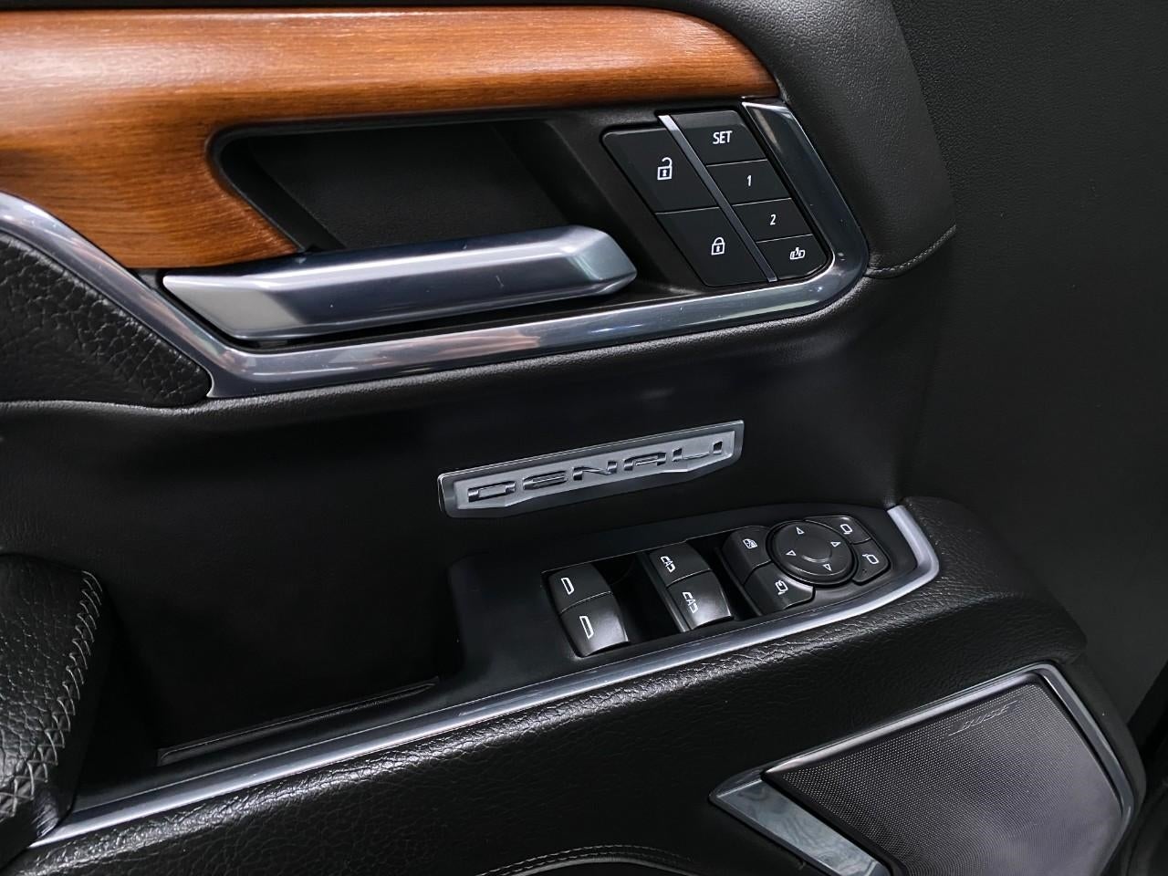 2023 GMC Sierra 1500 4WD Crew Cab 147 Denali