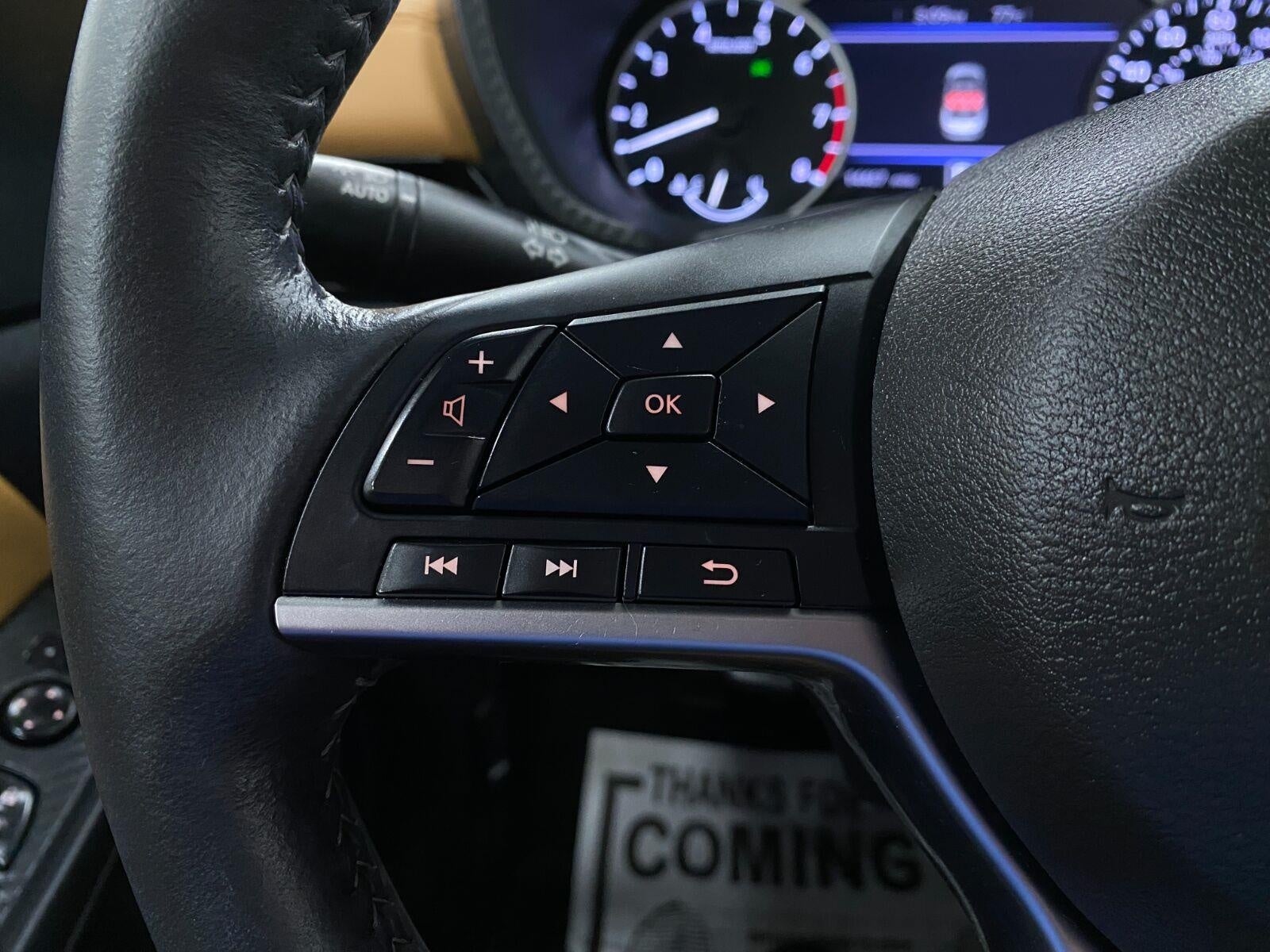 2025 Nissan Sentra SV CVT