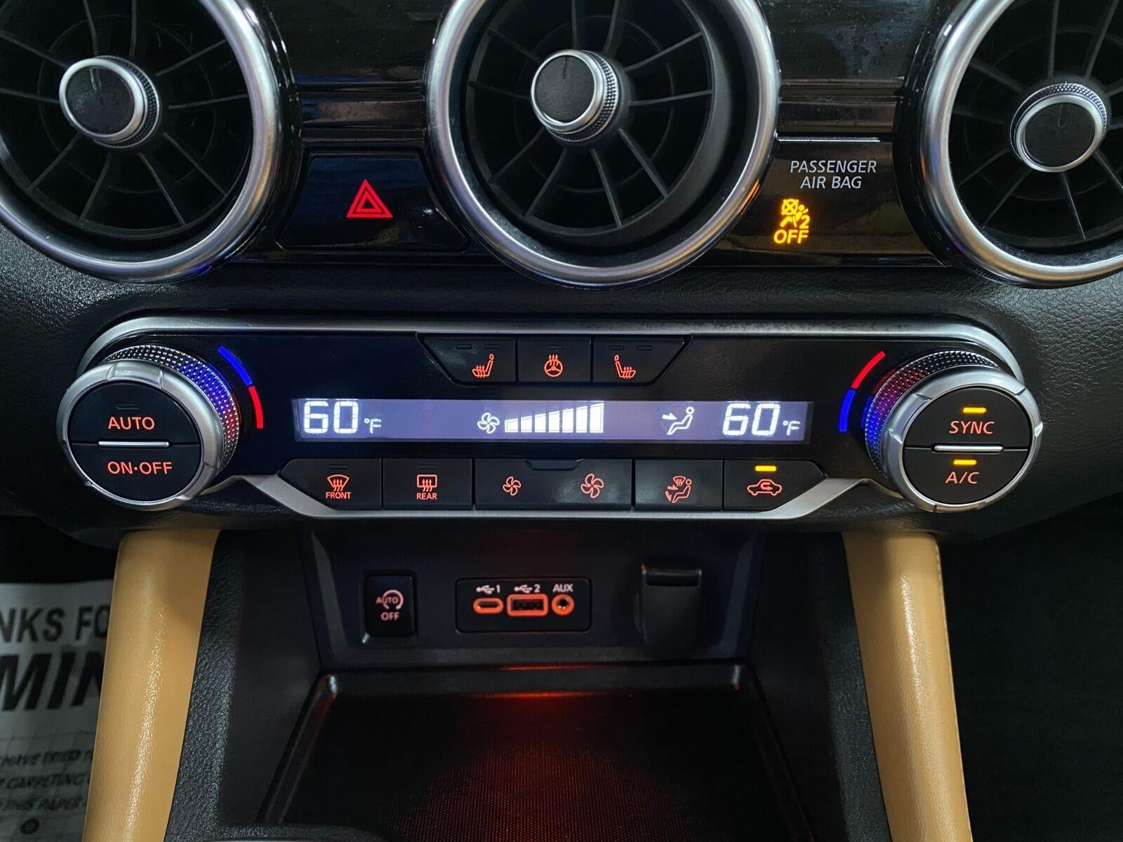 2025 Nissan Sentra SV CVT
