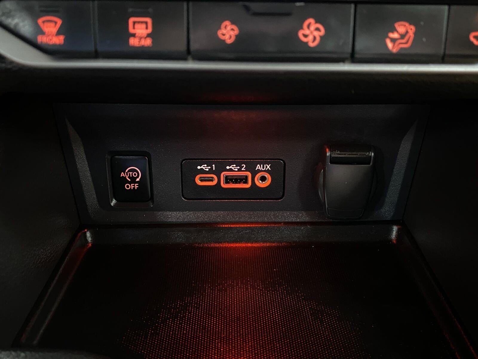 2025 Nissan Sentra SV CVT