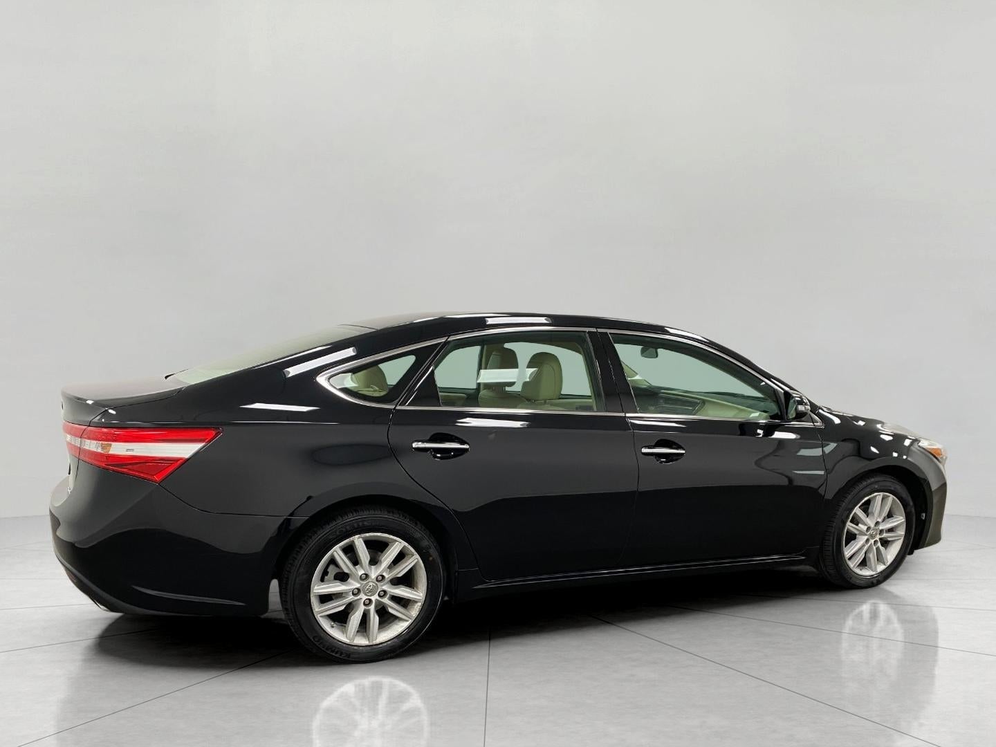 2013 Toyota AVALON Base
