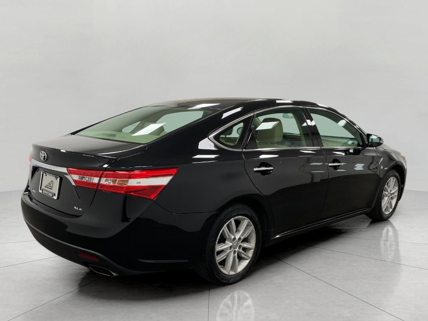 2013 Toyota AVALON Base