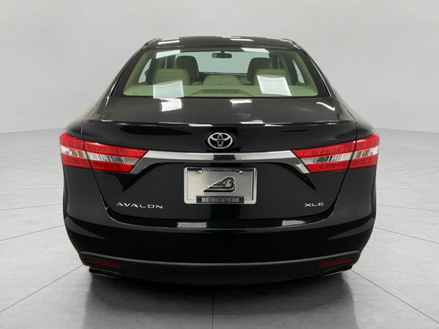 2013 Toyota AVALON Base