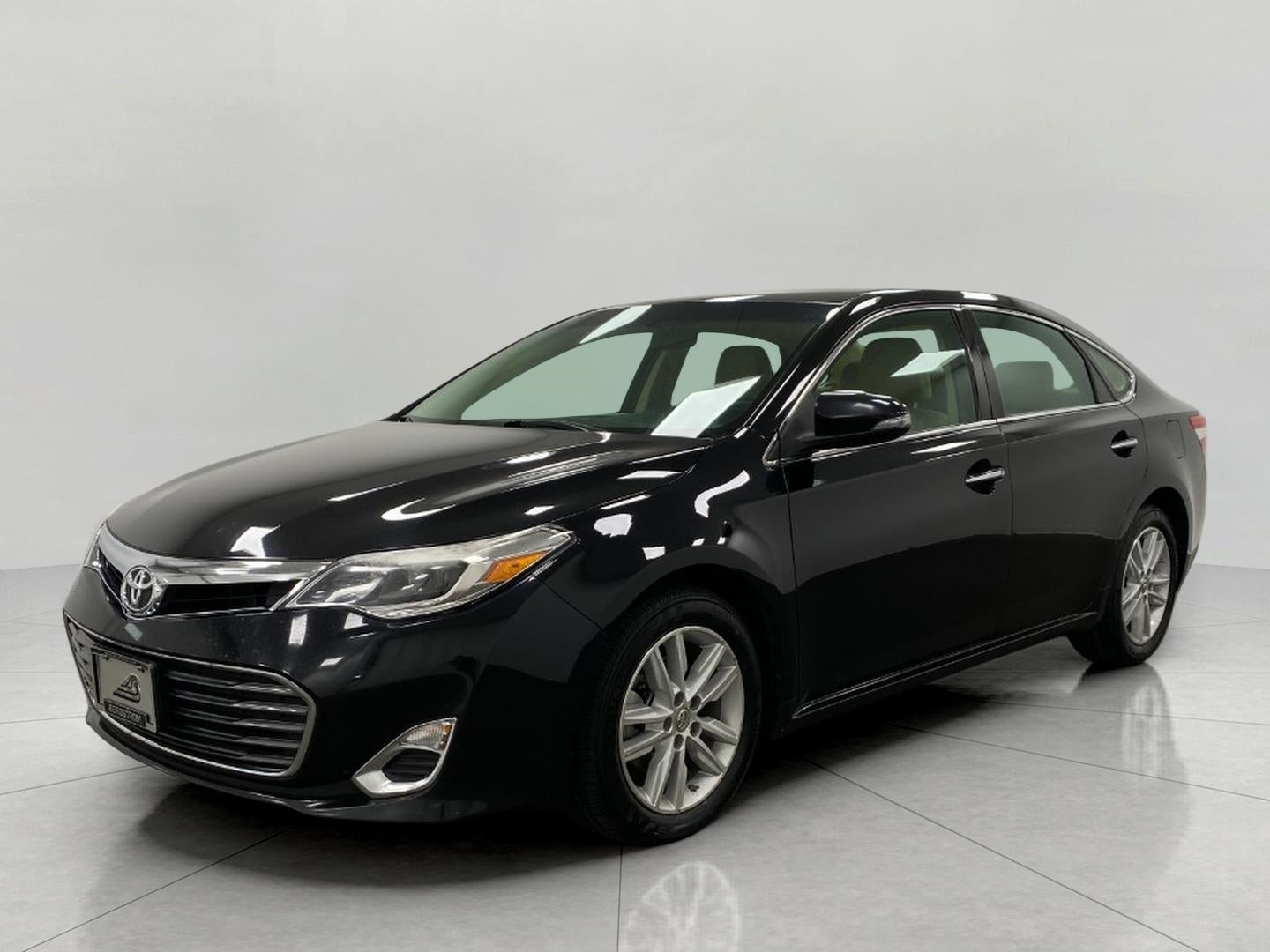 2013 Toyota AVALON Base