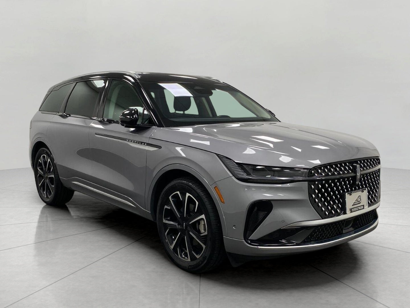 2024 Lincoln Nautilus Reserve AWD