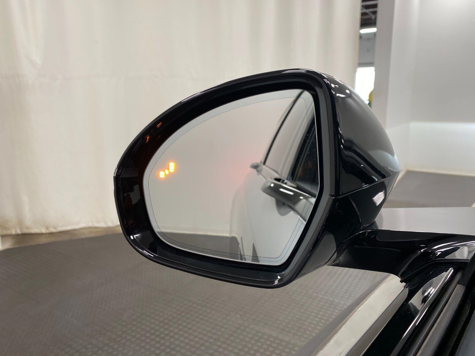 2024 Lincoln Nautilus Reserve AWD