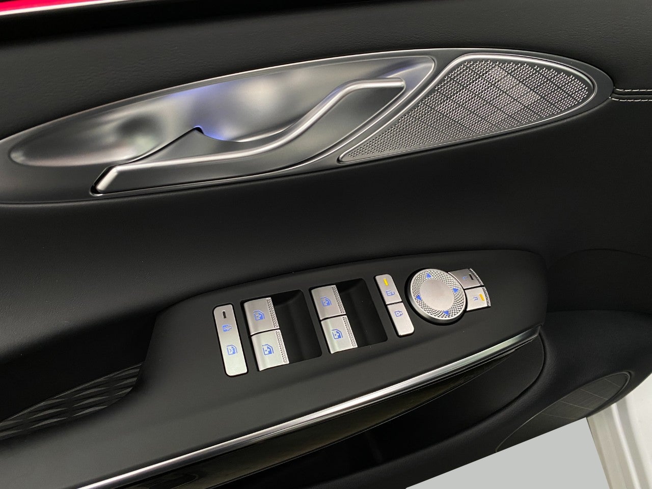 2026 Genesis GV70 2.5T AWD