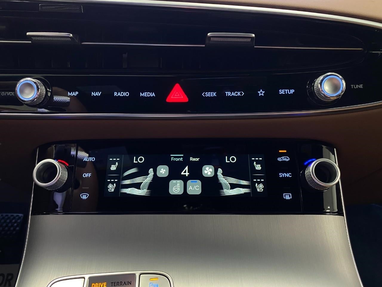 2026 Genesis GV70 2.5T Advanced AWD
