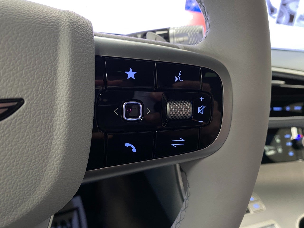 2026 Genesis GV70 2.5T Advanced AWD