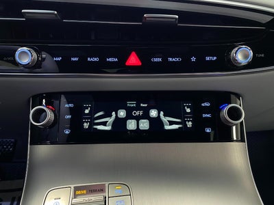 2026 Genesis GV70 2.5T Advanced AWD