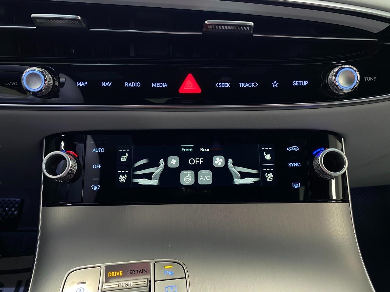 2026 Genesis GV70 2.5T Advanced AWD