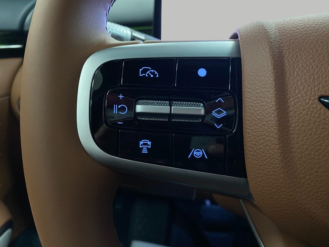 2026 Genesis GV70 2.5T Advanced AWD