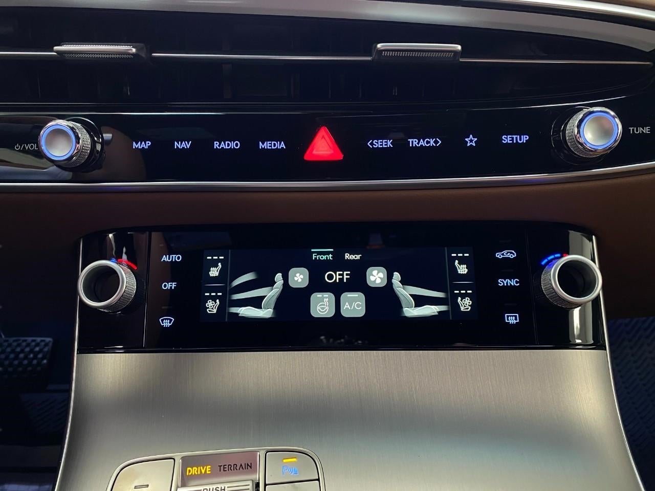 2026 Genesis GV70 2.5T Advanced AWD