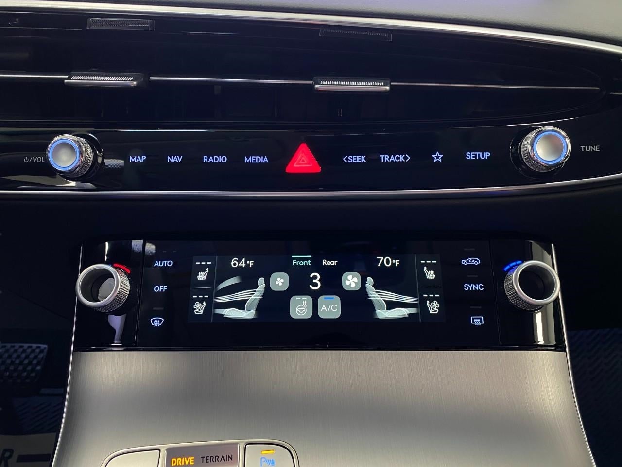2026 Genesis GV70 2.5T Advanced AWD