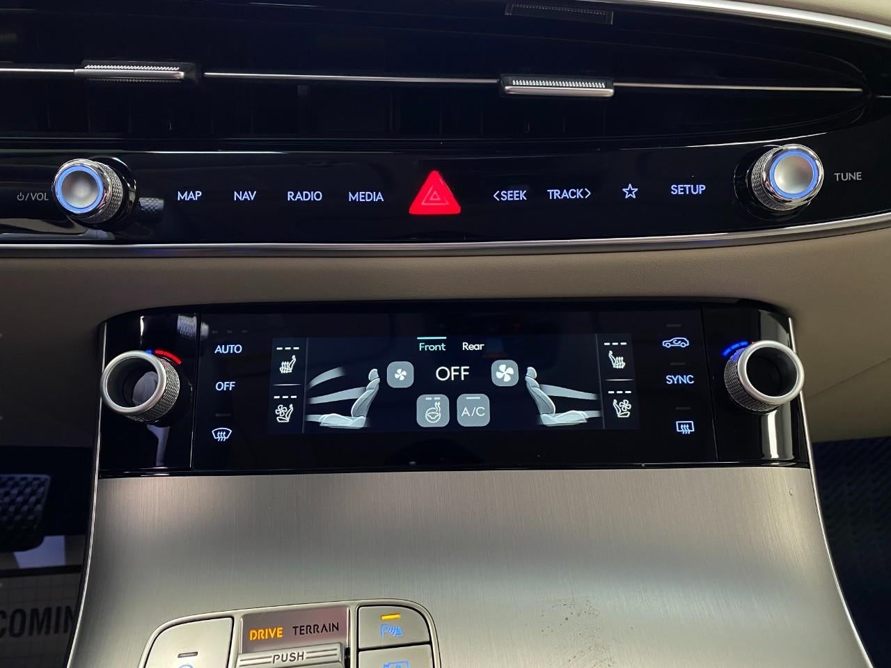 2026 Genesis GV70 2.5T Advanced AWD