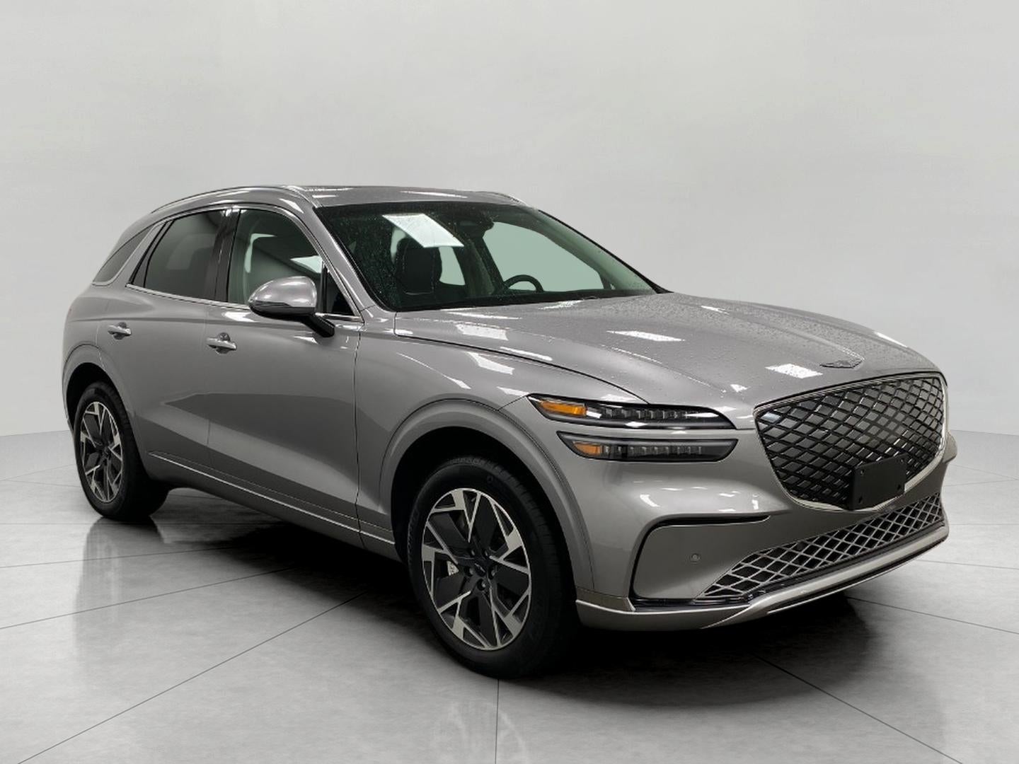 2026 Genesis Electrified GV70 19 AWD