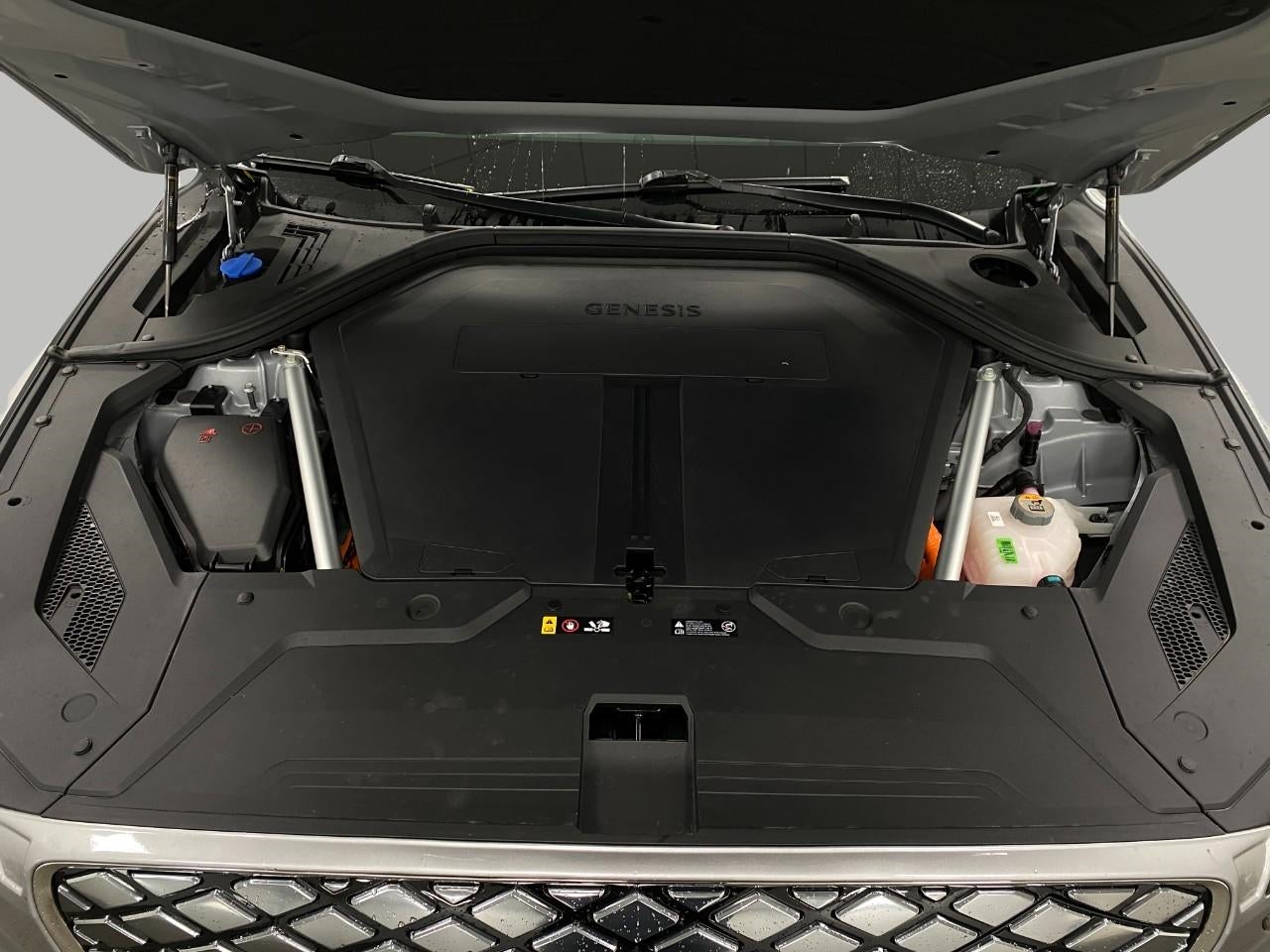 2026 Genesis Electrified GV70 19 AWD