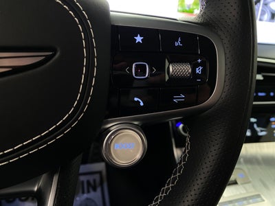 2026 Genesis Electrified GV70 19 AWD